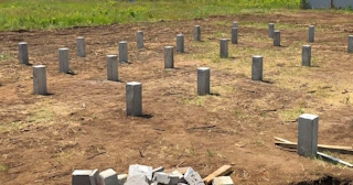 Фундамент на забивных жб сваях под ключ в Донецке - фундамент из забивных железобетонных свай цена от 3209 руб/м2