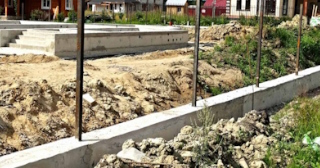 Фундамент под забор заказать в Донецке - заливка фундамента для забора | от 1578 за п.м.
